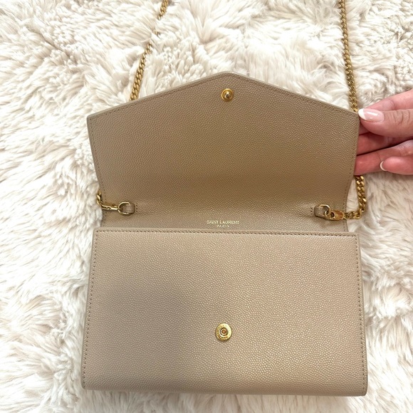 Yves Saint Laurent Uptown Chain Wallet in Grain De Poudre Embosses Leather - Picture 5 of 6
